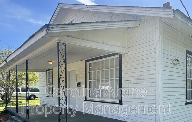 1108 Toms St
