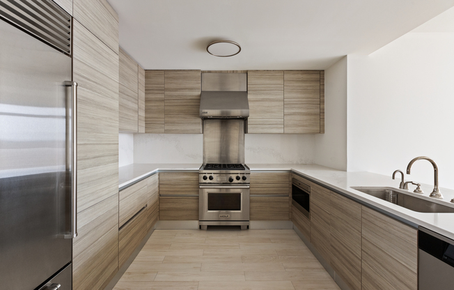 155 W 11 ST