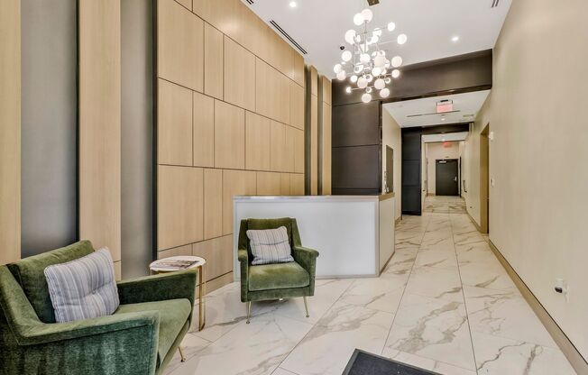 2 beds, 2 baths, 905 sqft, $4,025, Unit 203