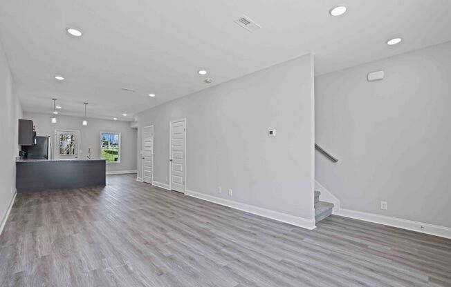 2 beds, 2.5 baths, 1,300 sqft, $1,350, Unit 6