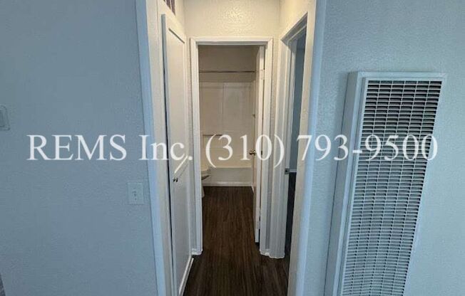 1 bed, 1 bath, 425 sqft, $1,700, Unit 03