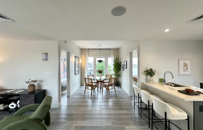 2605 SNYDER AVE