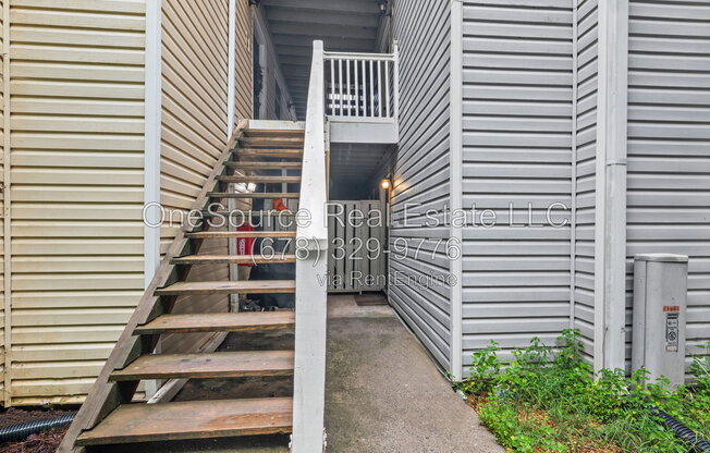 1806 AUGUSTA DR SE