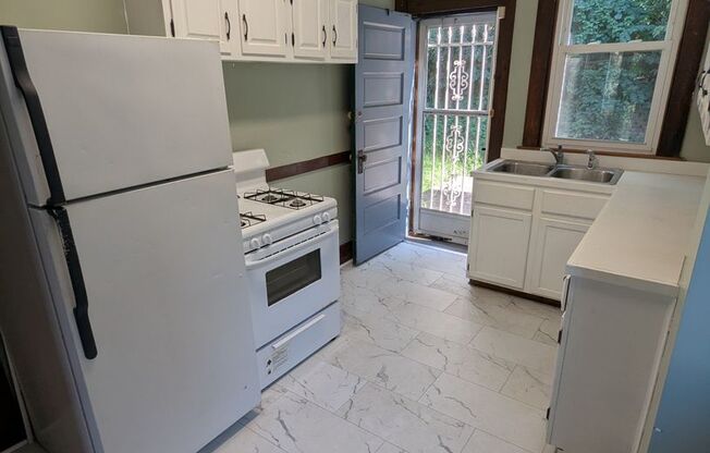 3 Bedroom 1 Bathroom Single Family Home (Greenfield)