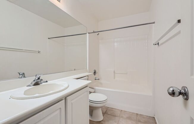 4 beds, 2.5 baths, $2,395
