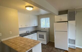 1 bed, 1 bath, 650 sqft, $1,550, Unit 3900