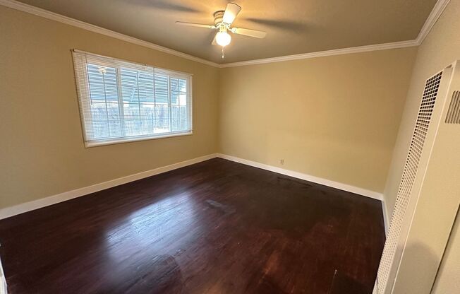 1 bed, 1 bath, 800 sqft, $1,450, Unit 818