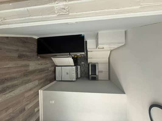 8552 116 ST