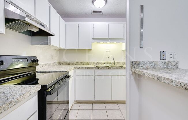 2 beds, 1 bath, $1,350, Unit # 2