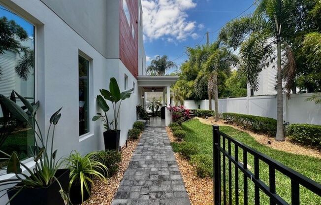 UPSCALE IMMACULATE GATED COLLEGE PARK 3x3.5(EACH BEDROOM HAS PRIVATE BATH)-THIS 3 STORY TOWNHOUSE IS A MUST SEE! LAWN CARE INCLUDED AS WELL AS WASHER & DRYER!