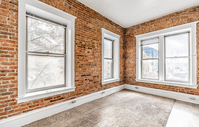 Classic Co-Living Loft in Belltown - SRO