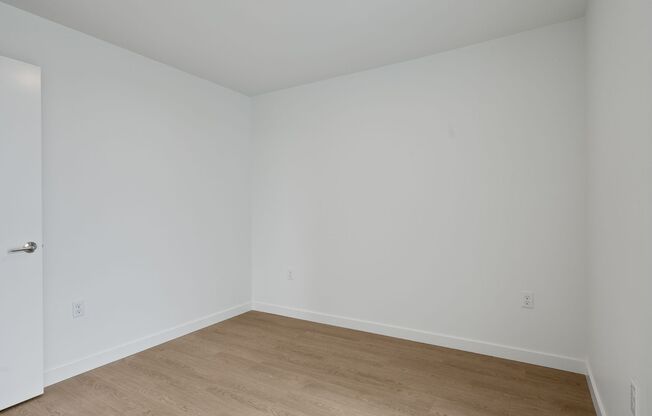 1 bed, 1 bath, 421 sqft, $1,795, Unit 501