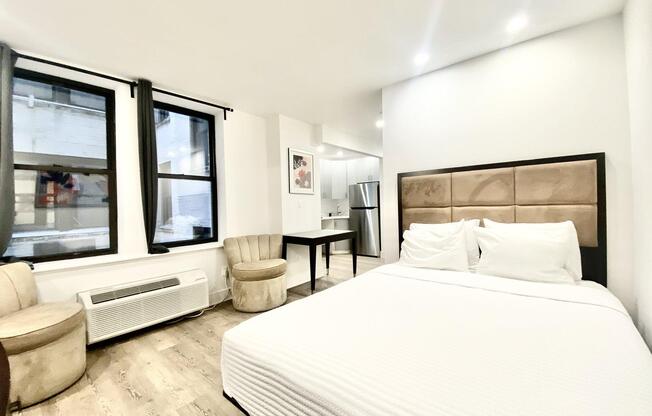 Studio, 1 bath, $3,995, Unit 15G