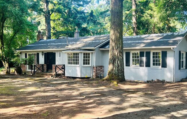 Single story home in convenient LO location.