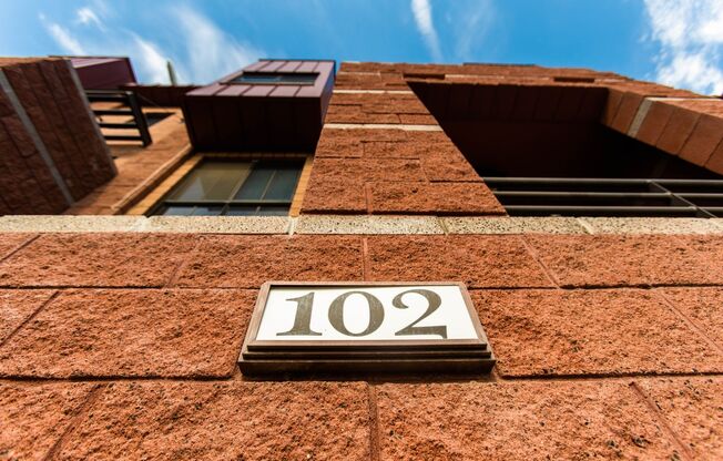 Downtown Tempe 2 Bedroom with LOFT 2 Bathroom, 2 Car Garage