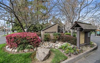 LOVELY, SPACIOUS UPSTAIRS CONDO!