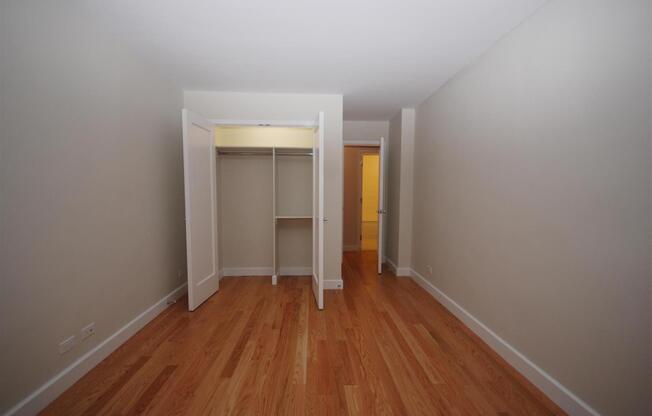 2 beds, 2 baths, $6,300, Unit 11E