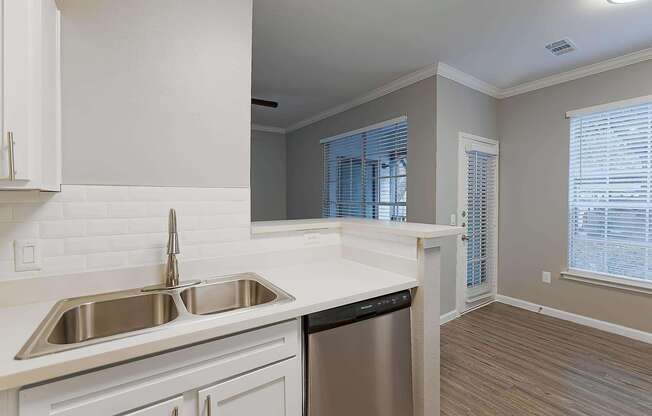 2 beds, 2 baths, 1,149 sqft, $1,513