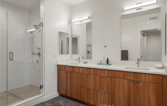 1029 WHITE KNL DR