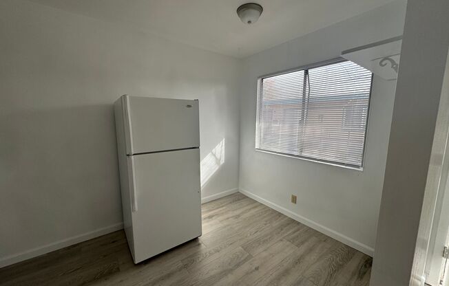 1 bed, 1 bath, 650 sqft, $995, Unit #7