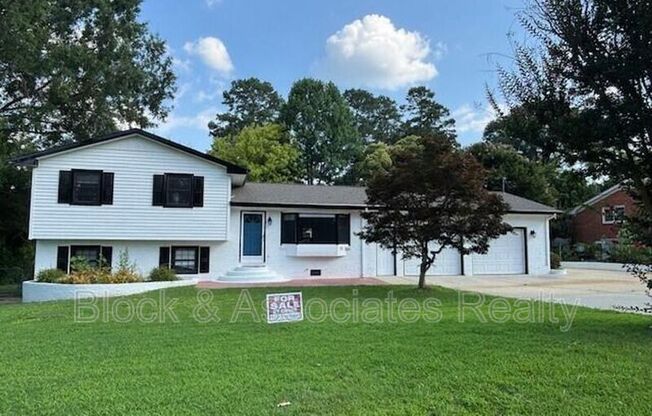 710 WAKELAND DR