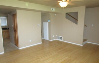 2 beds, 2.5 baths, $1,025