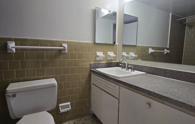 Chateau Montagne Apartments