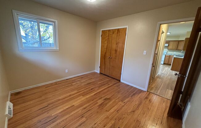 2 beds, 1 bath, $1,775