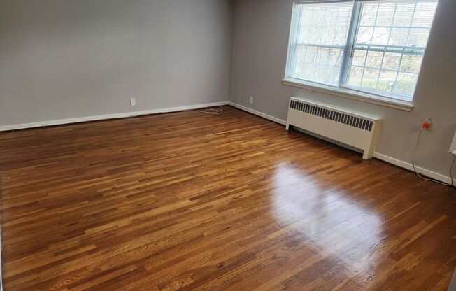 1 bed, 1 bath, 663 sqft, $2,050, Unit D-06