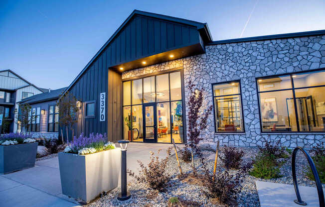 Exterior of Clubhouse at View on Centennial Apartments