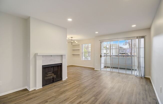 1 bed, 1 bath, 695 sqft, $2,498, Unit 105