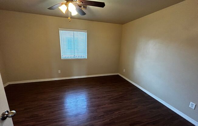 2 beds, 1.5 baths, 1,047 sqft, $1,395, Unit Unit 22
