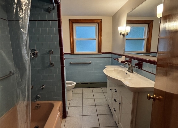 28 ELSIE ST