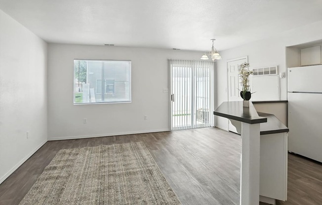 Kitchen And Living Area at Oakstone Apartments, Clearfield, Utah