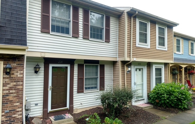 2 Bed Townhouse in Baldwin/Whitehall