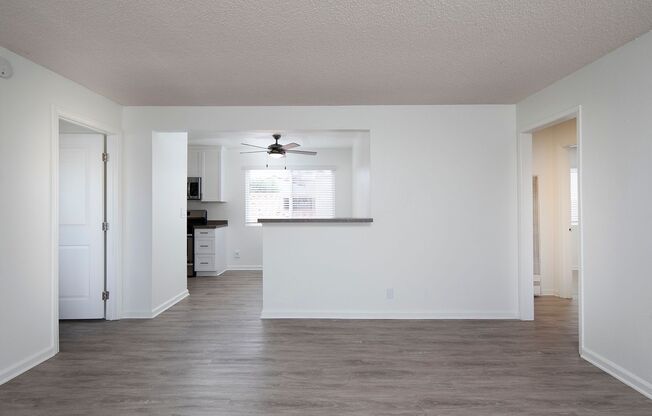 2 beds, 2 baths, 987 sqft, $3,095, Unit 95-03
