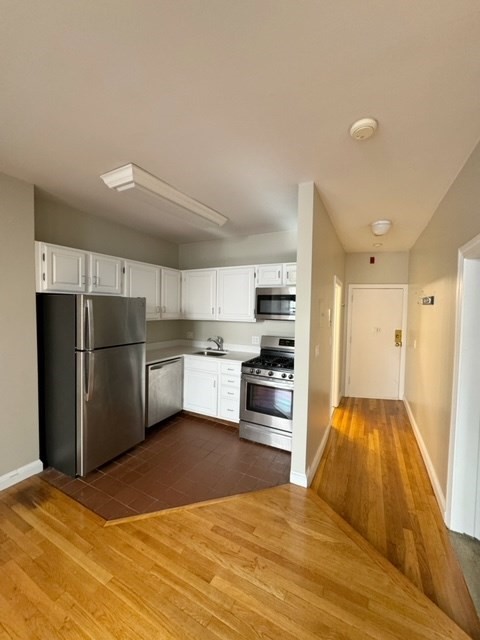 1 bed, 1 bath, 789 sqft, $2,750, Unit 2