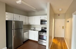 1 bed, 1 bath, 789 sqft, $2,750, Unit 2