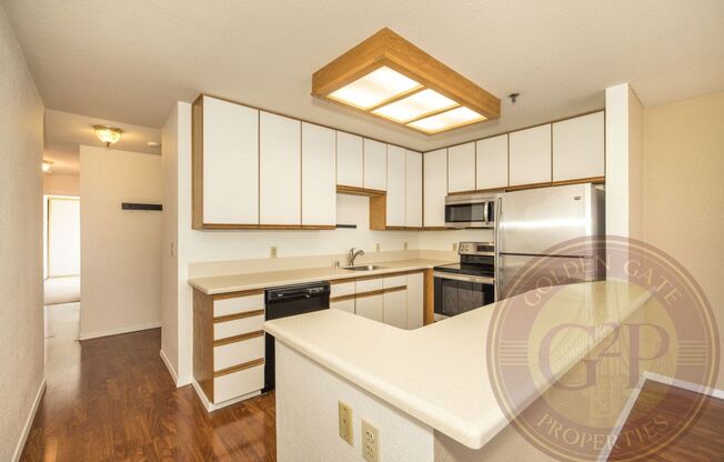 2 beds, 1 bath, $3,350