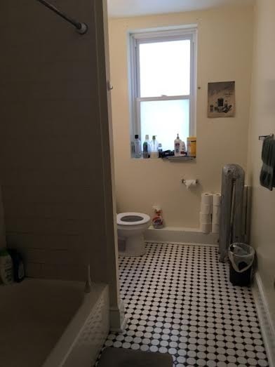 3 beds, 1 bath, 1,425 sqft, $1,595, Unit 4815-B2