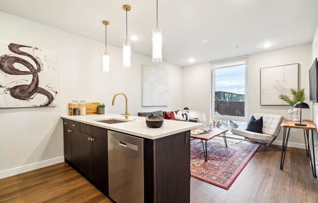 1 bed, 1 bath, 600 sqft, $1,775, Unit 603