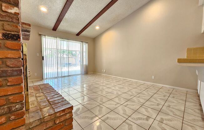 Beautiful interior and Convenient feature! 1 year lease