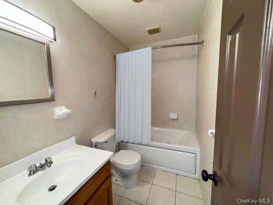 2 beds, 1 bath, 1,083 sqft, $3,000, Unit 3