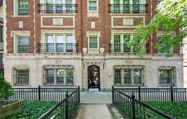 Studio, 1 bath, 398 sqft, $1,225, Unit 103