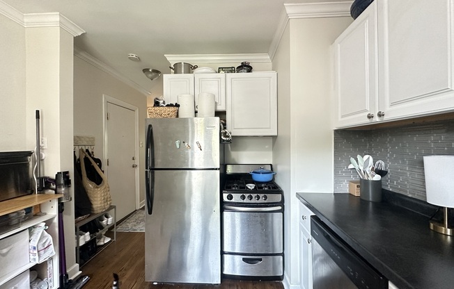 2147 FREMONT