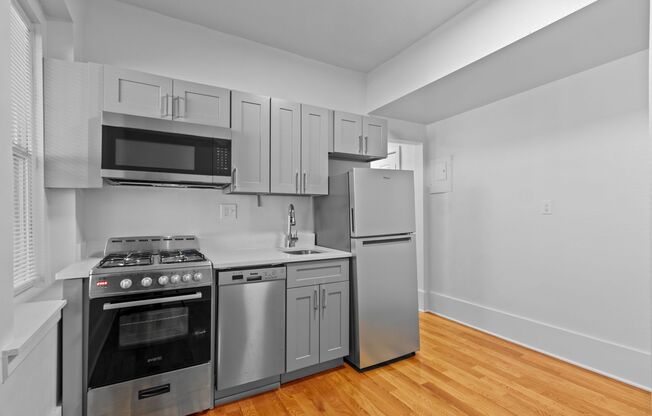 1 bed, 1 bath, 425 sqft, $1,550, Unit 1384 State Unit 5