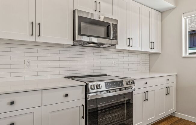 3 beds, 2 baths, 1,281 sqft, $2,199, Unit 1-310