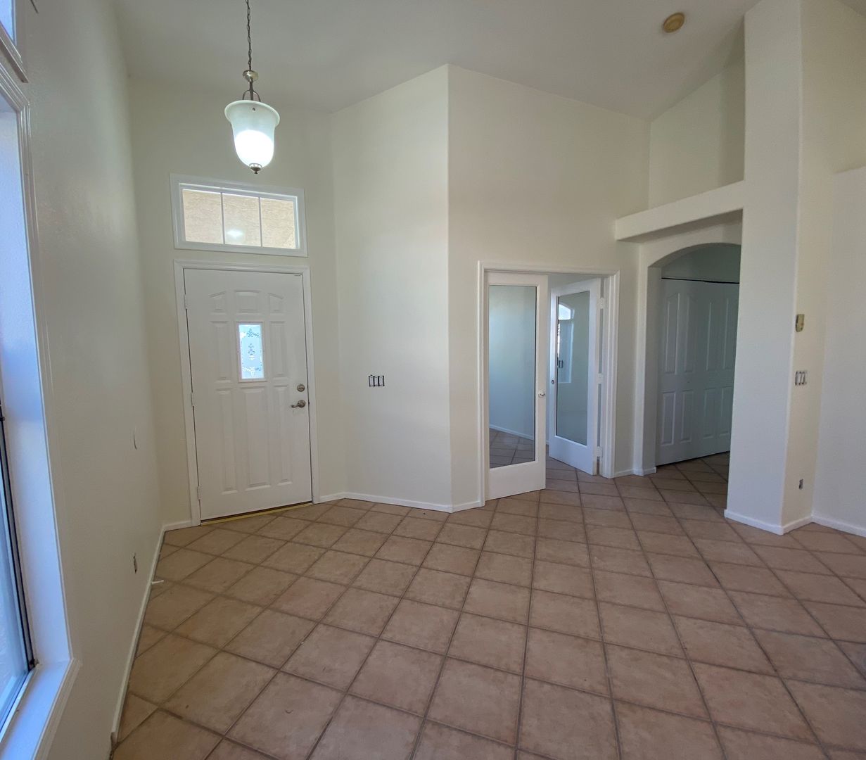 RARE SINGLE-STORY SUMMERLIN HOME. 2/2 + Den.