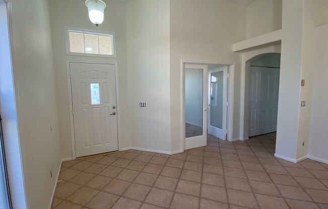 RARE SINGLE-STORY SUMMERLIN HOME. 2/2 + Den.