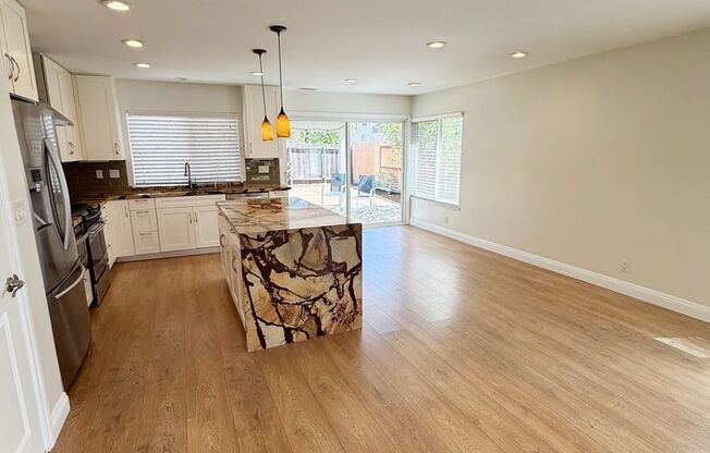 Beautifully Upgraded 4 Bed/2 Bath Single-Level Home in Mira Mesa!